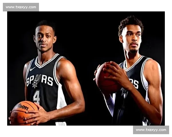 马刺三后卫冲突？美记：天赋互补 + 战术革新，三大后卫或成争冠拼图