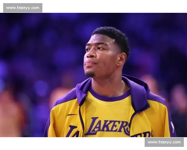 Buha 曝湖人追字母哥方案:3 首轮 + 里夫斯八村成筹码 Buha 曝湖人追字母哥方案:3 首轮 + 里夫斯八村成筹码